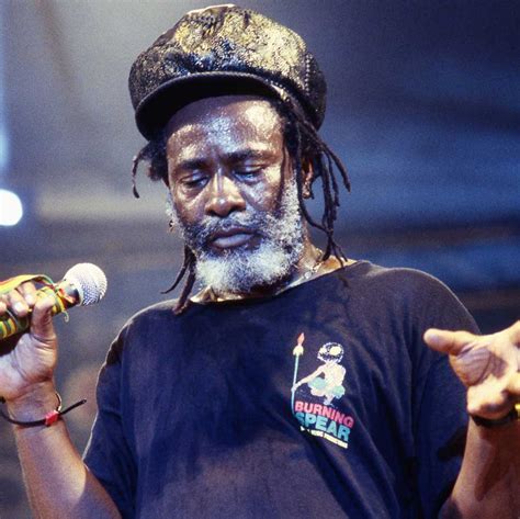 Burning spear - Many times I ain't got no bus fair. Therefore got to hitch-Ike on truck back. I am the stone that builders refused. I am the stone that builders refused. They put me aside, they passed me by. Thinking I would cry. Stone don't cry, stone don't cry. Usually sit on Key Largo beach. Playing my bongos and eating ital stew.